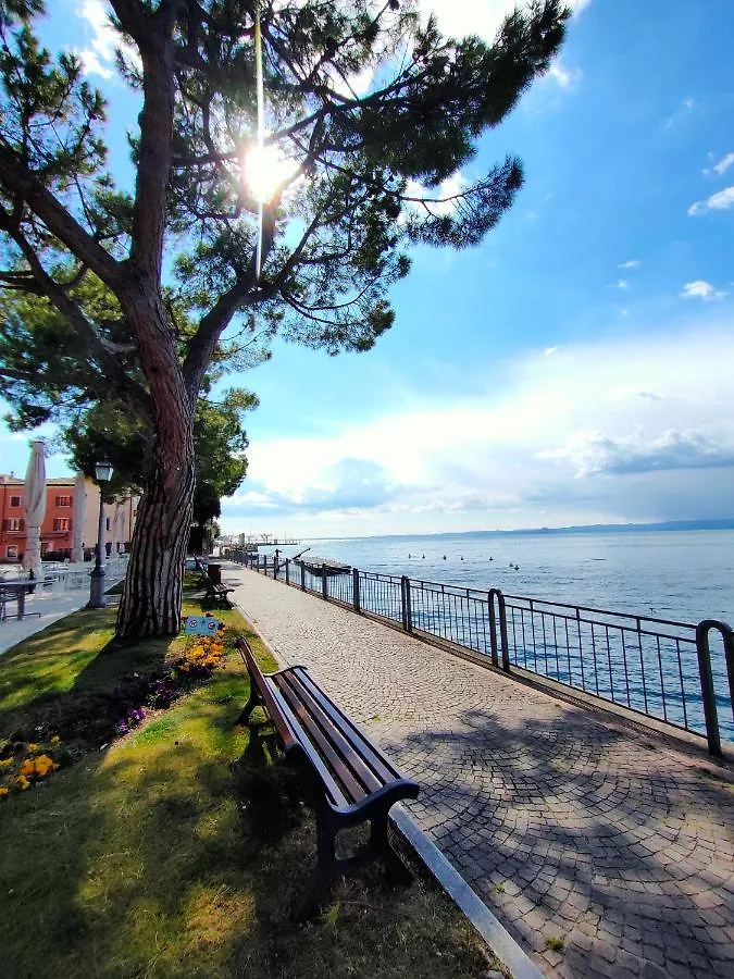 Garda Dreams Apartment Torri Del Benaco
