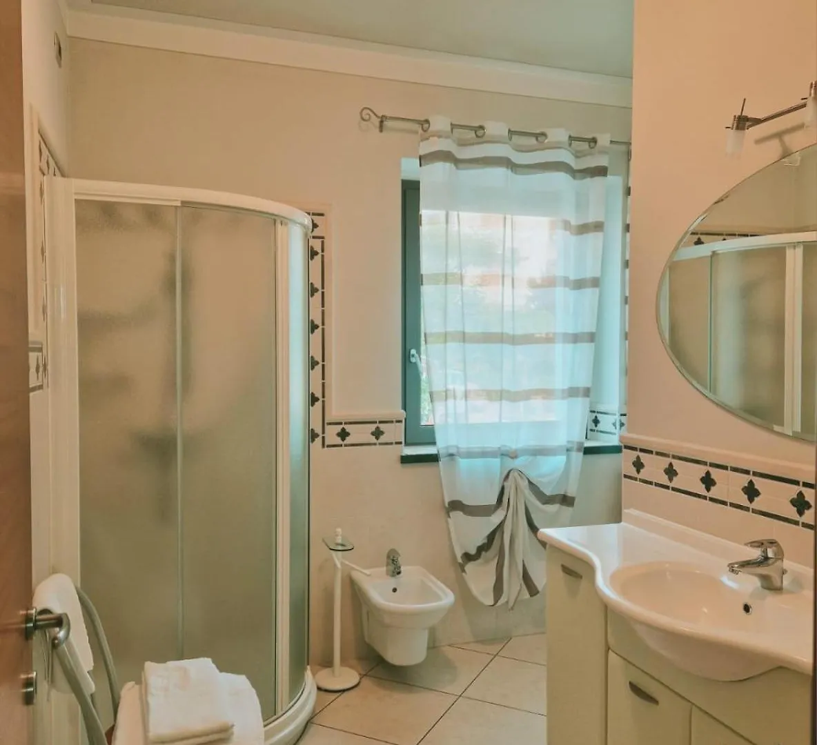 Garda Dreams Apartment Torri Del Benaco